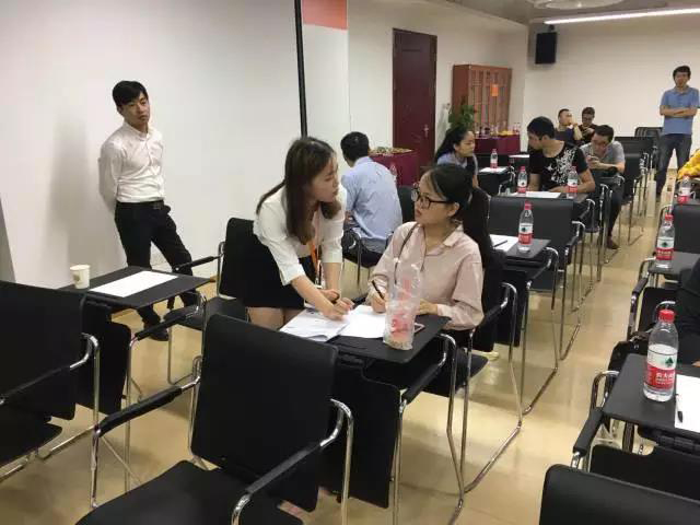 “企業(yè)未來·信譽先行”——珍島攜手百度召開V認(rèn)證華東推介會